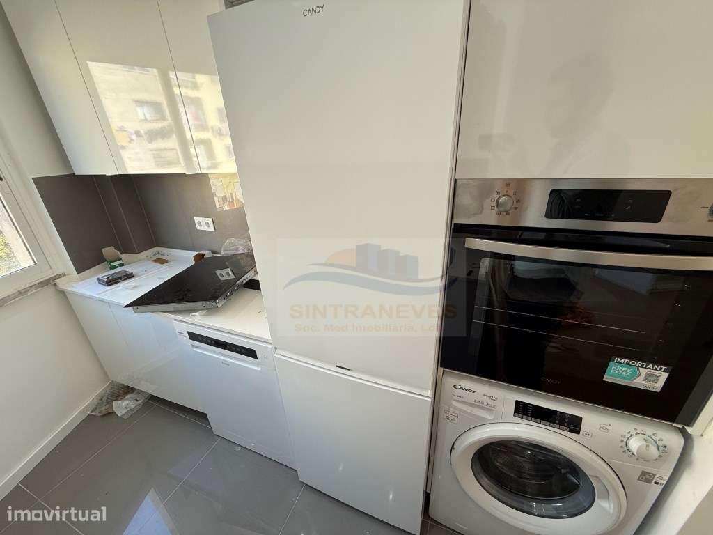 Apartamento T3 Fantástico e Totalmente Remodelado ao Pé da Igreja P...-22