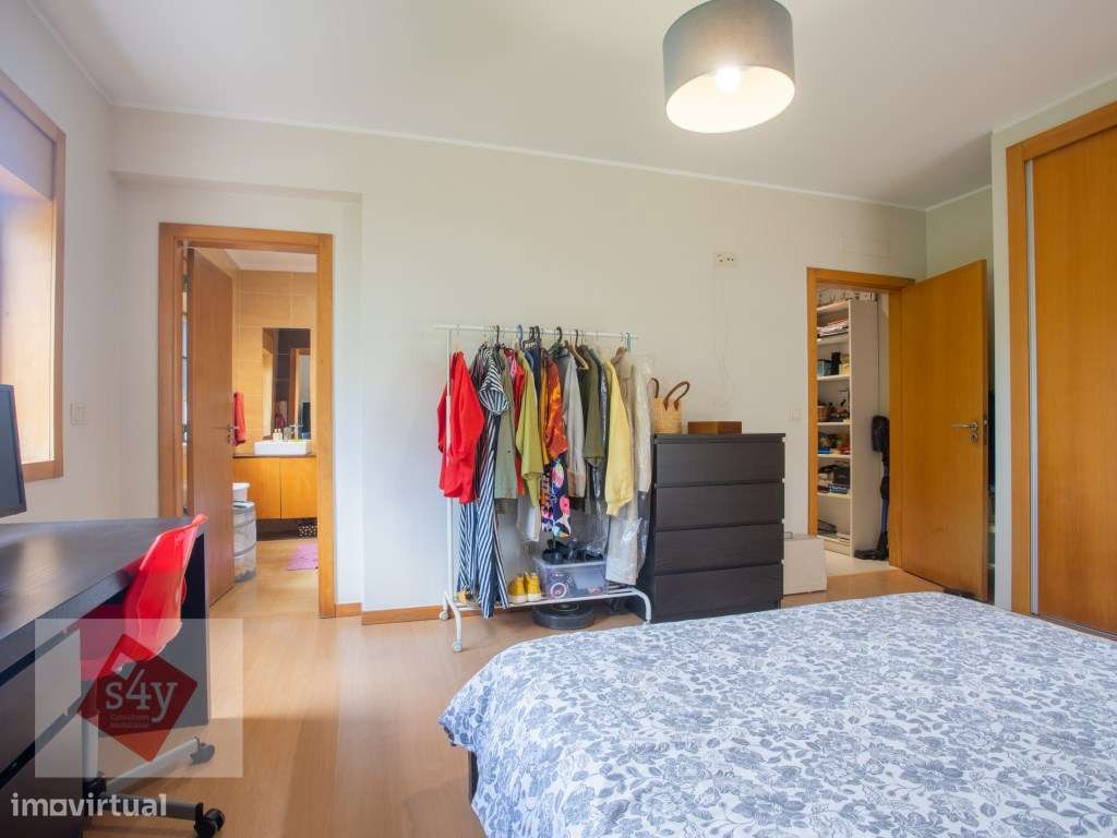 Apartamento T3 com Garagem e Terraço em Vila Serena - Pinhal Novo-24