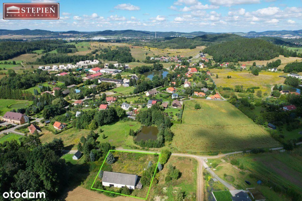 Działka budowlana + Budynek Gospodarczy