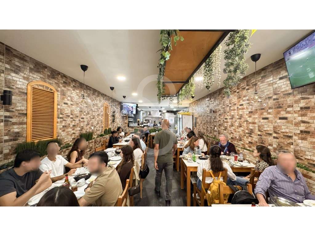 Restaurante a funcionar totalmente equipado na rua Gomes Freire Lisboa-11