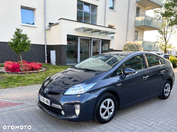 Toyota Prius 1.8 HSD Prestige - 30