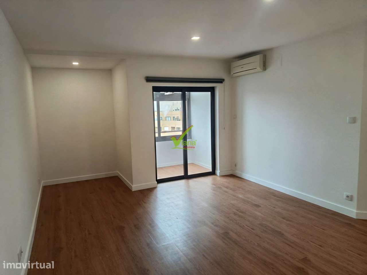 T. 1 com garagem e vistas de mar - Grande imagem: 2/13