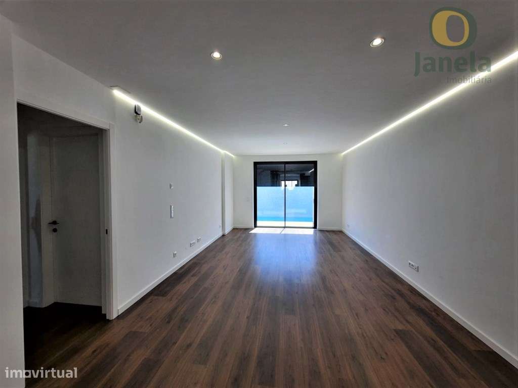 Moradia moderna com piscina e vista mar - Grande imagem: 5/60