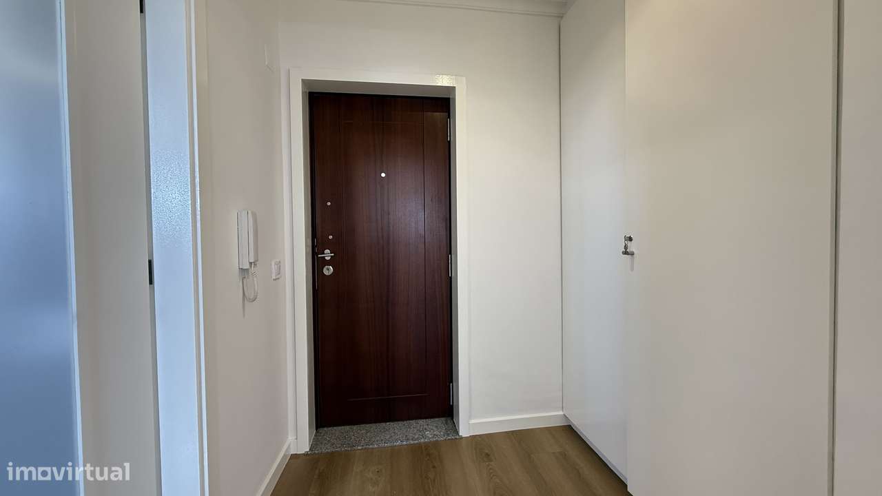 Apartamento T2 Remodelado, Rio Tinto-13