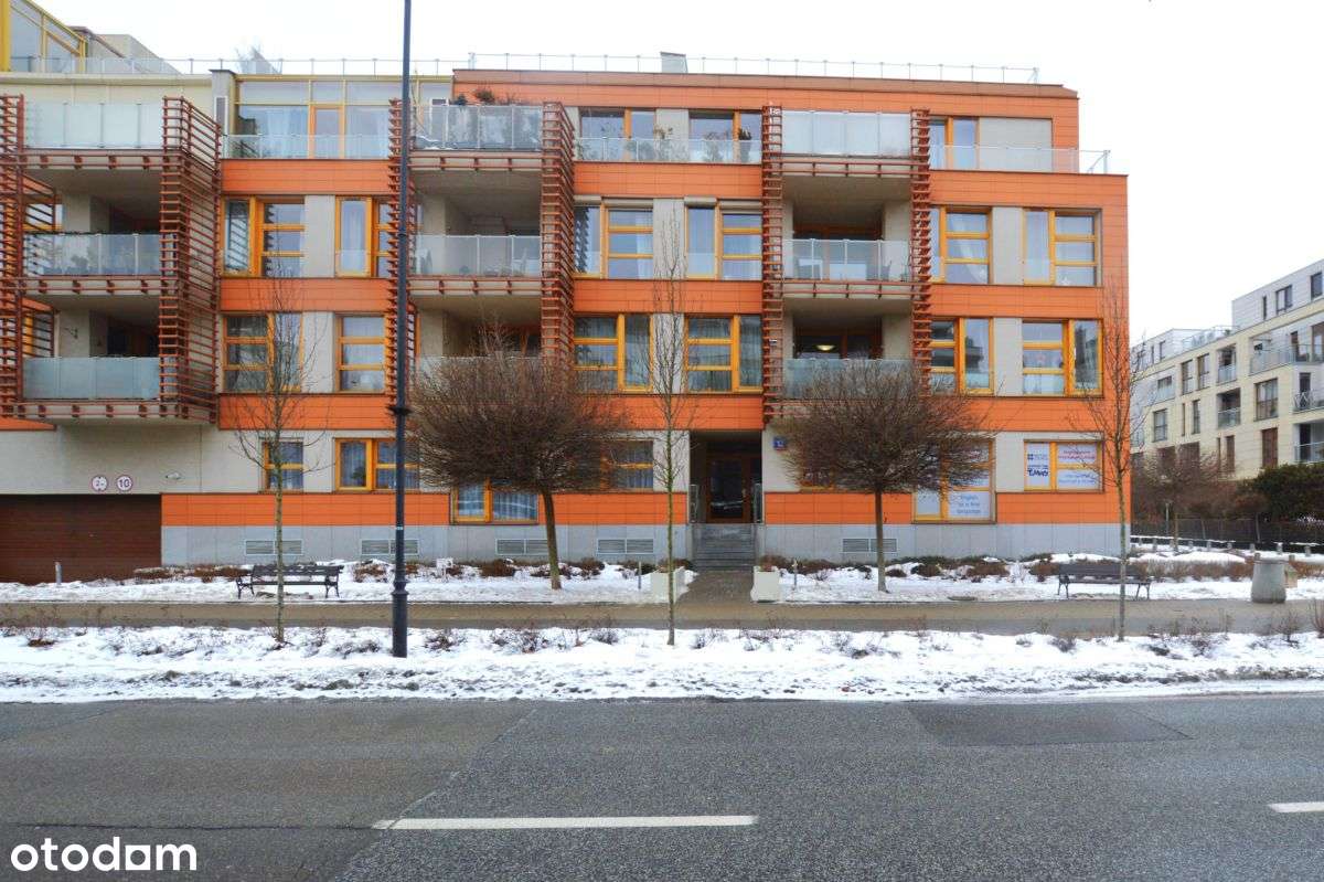 Unikatowy lokal na sprzedaż - Miasteczko Wilanów.-2