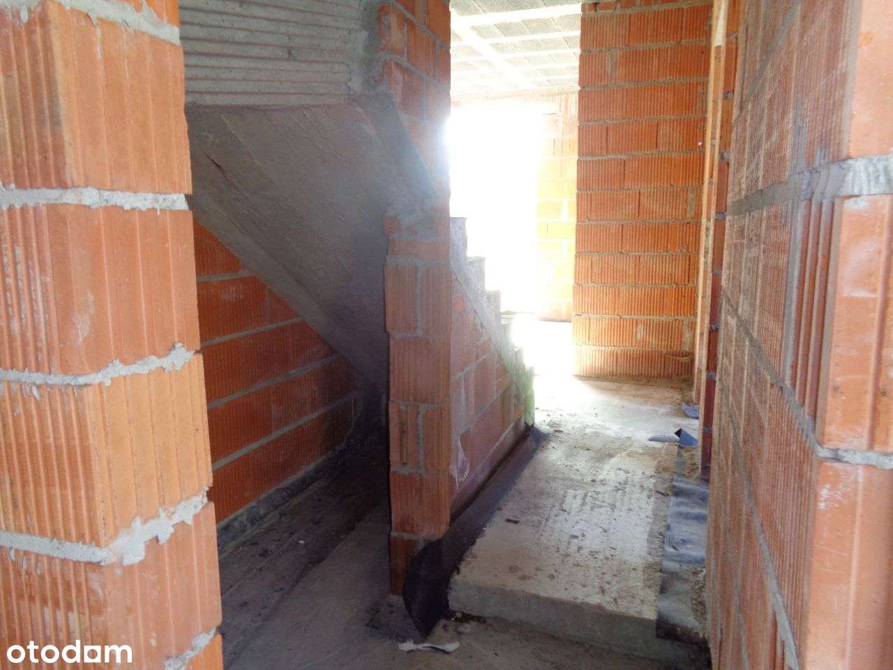 Nowy segment w stanie surowym otwartym-8