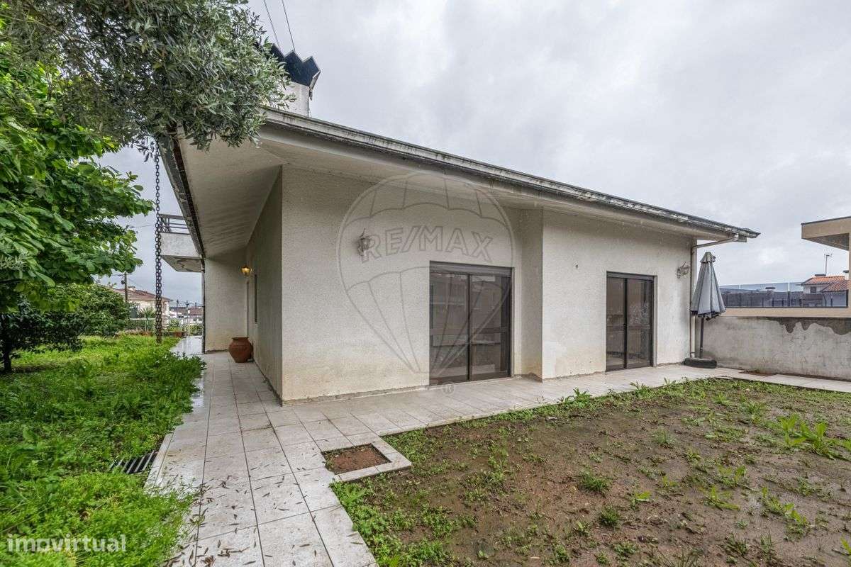 Moradia Individual T4+1 – Lomar, Braga - Grande imagem: 2/35