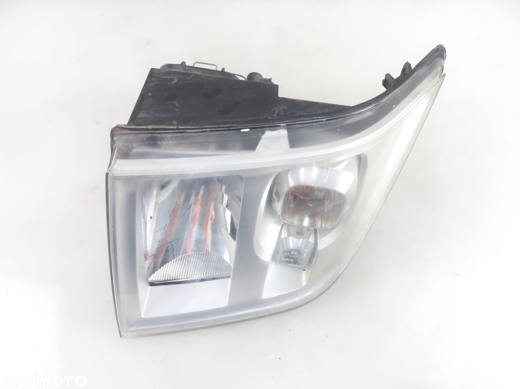 LAMPA PRAWA PRZEDNIA FORD TRANSIT MK6 2006- - 10