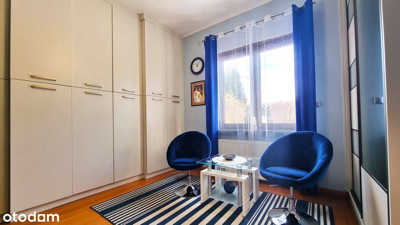 Komfortowy duży dom z pięknie zagospodarowaną działką w Szczecinku.-10