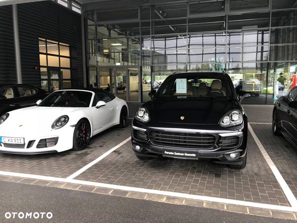 Porsche Cayenne Diesel Platinum Edition - 13