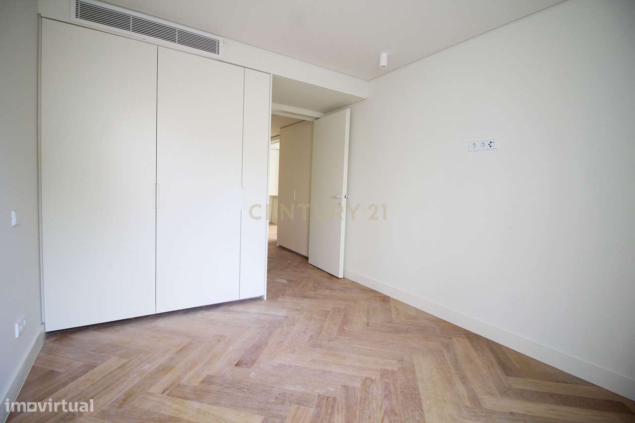 Apartamento T1 com vista de rio Tejo, em Alcântara, Lisboa-4