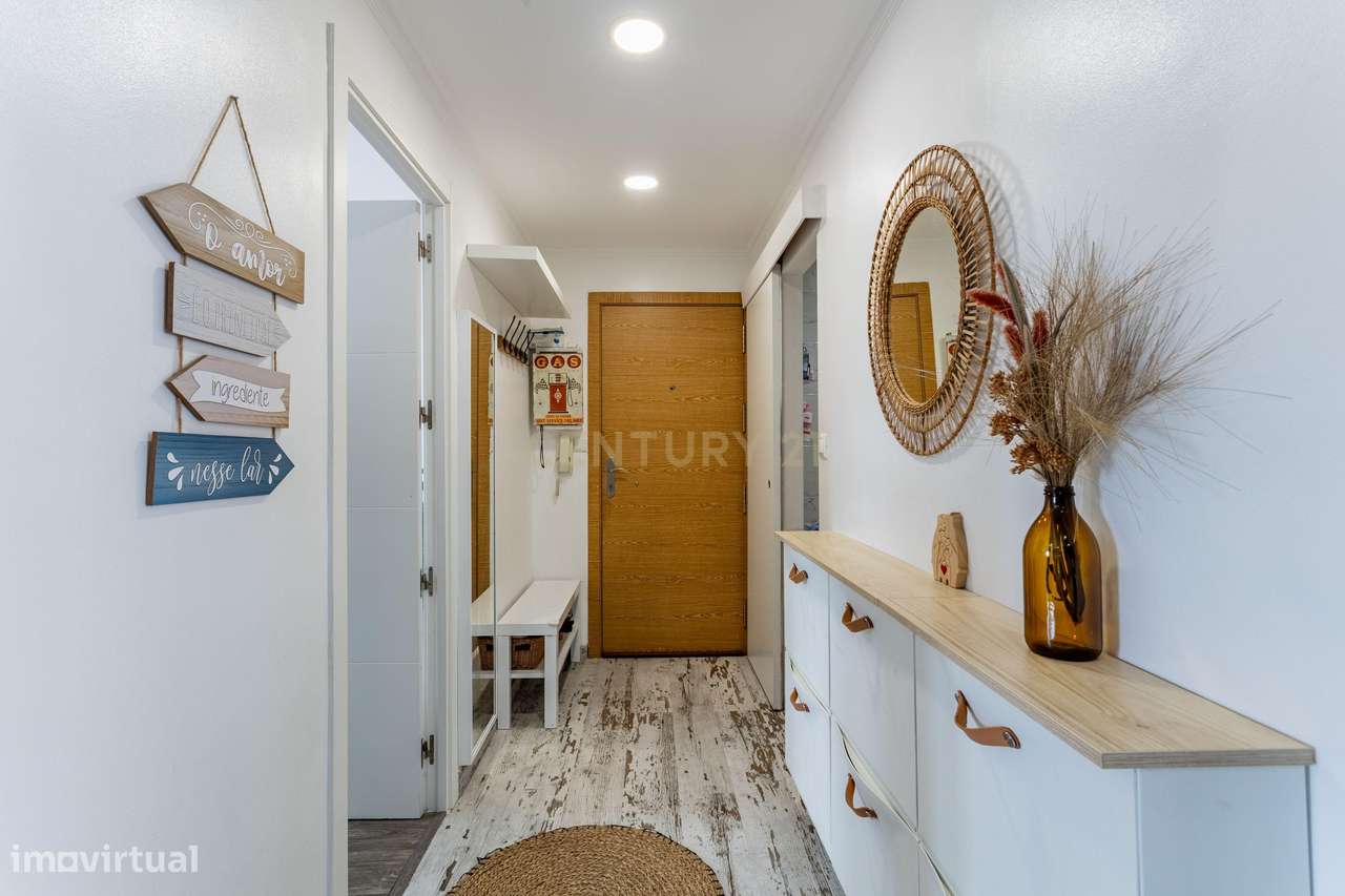 Apartamento T4 em Vialonga-11