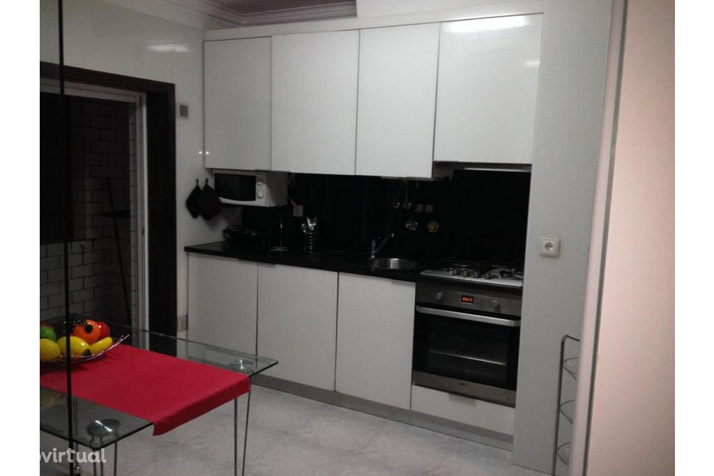 Apartamento t2 renovado / chafe amorosa