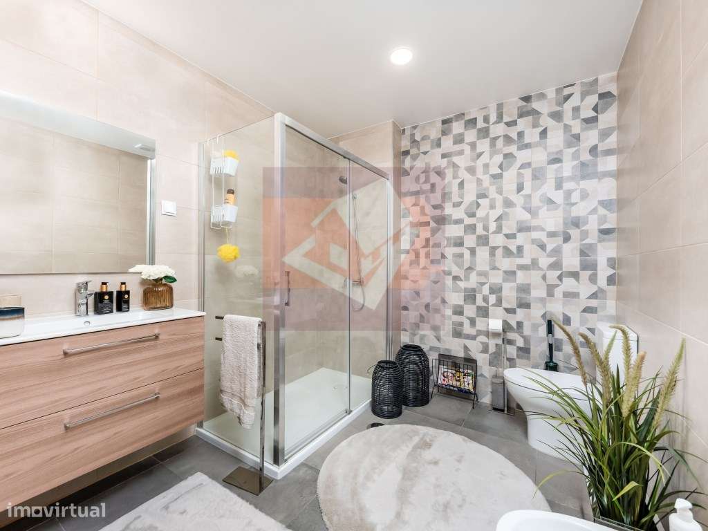 Apartamento T2 mobilado em Casal de Cambra-22