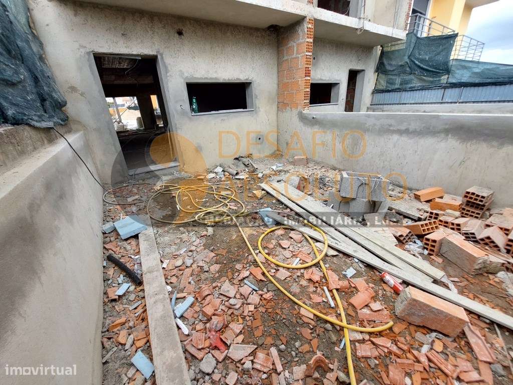 Moradia em Banda Nova T3, Quinta do Conde-5