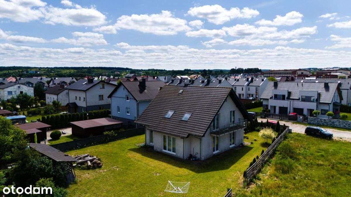 Duży i wyjątkowy dom w Bolszewie 322 m2-8