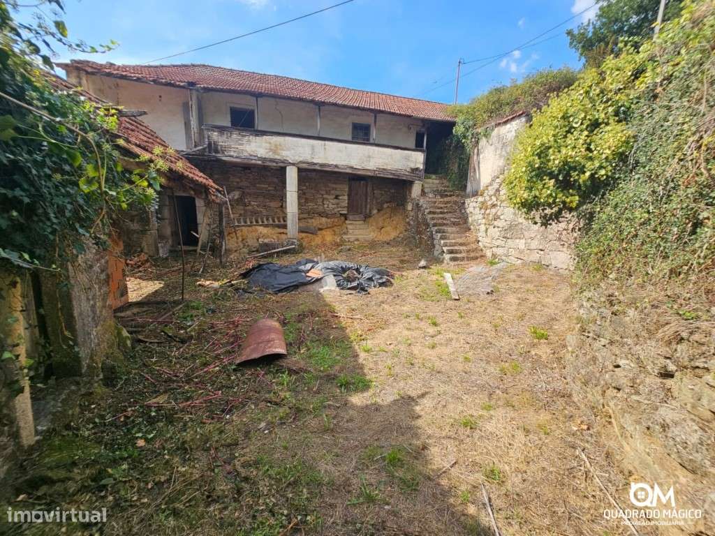 Uma casa por reinventar, 1.827 m² para sonhar, descubra este imóvel!-15
