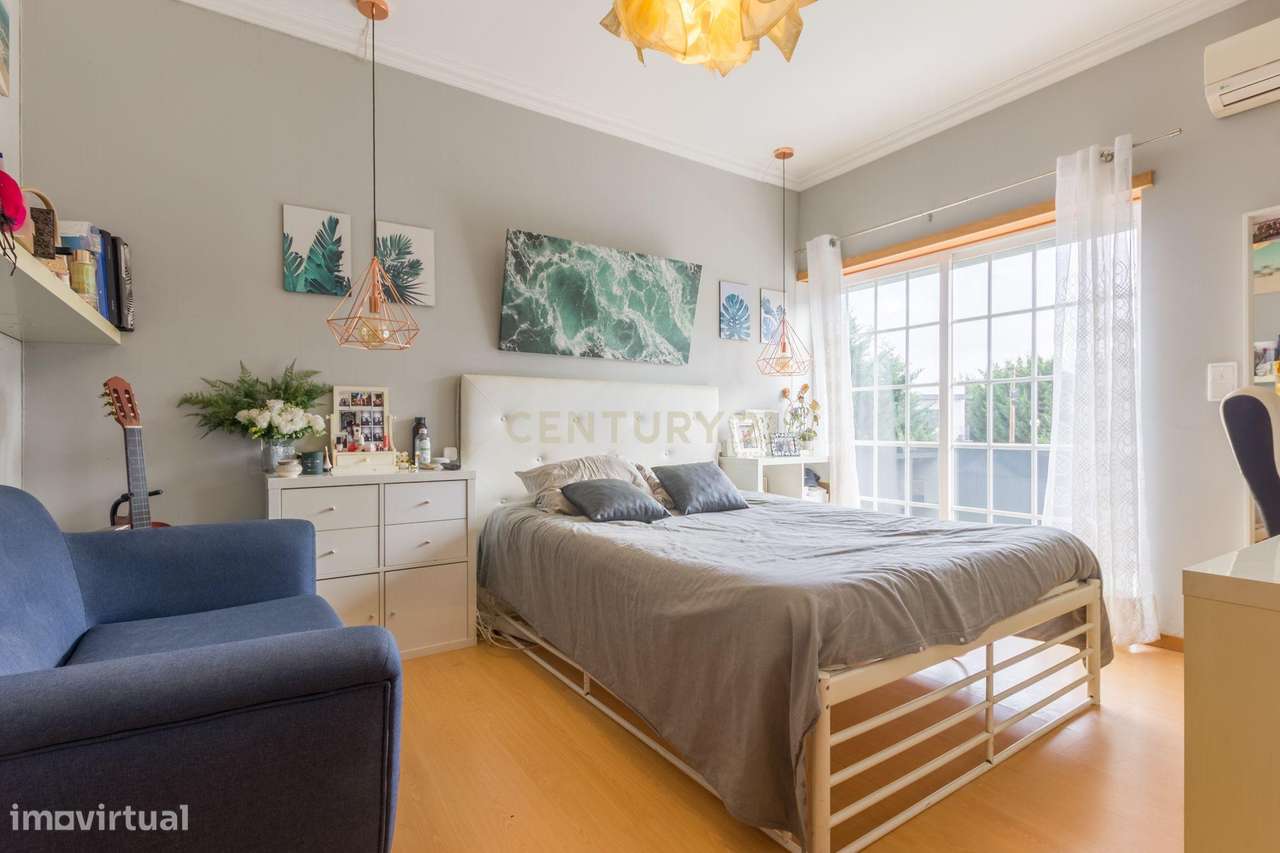 Moradia T4 em Oleiros - Azeitão, Setúbal - Oportunidade Única!-7