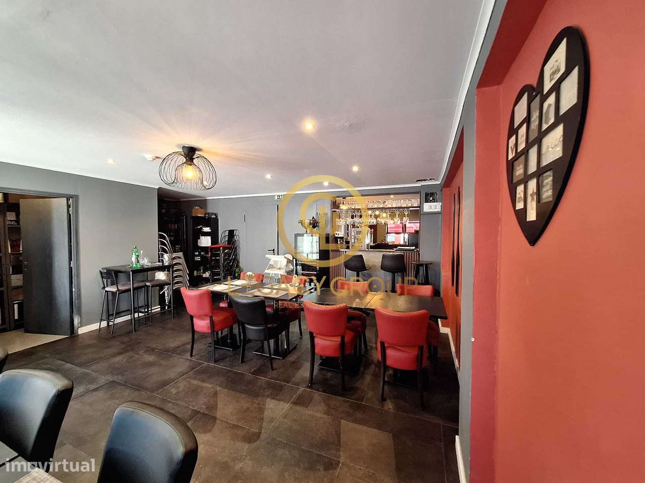 Restaurante remodelado e equipado em funcionamento - Santa Eulália,...-10