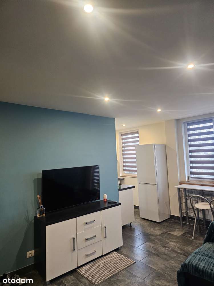 Sprzedam mieszkanie 25m2 po generalnym remoncie, parking, balkon - Pełny obrazek: 2/12