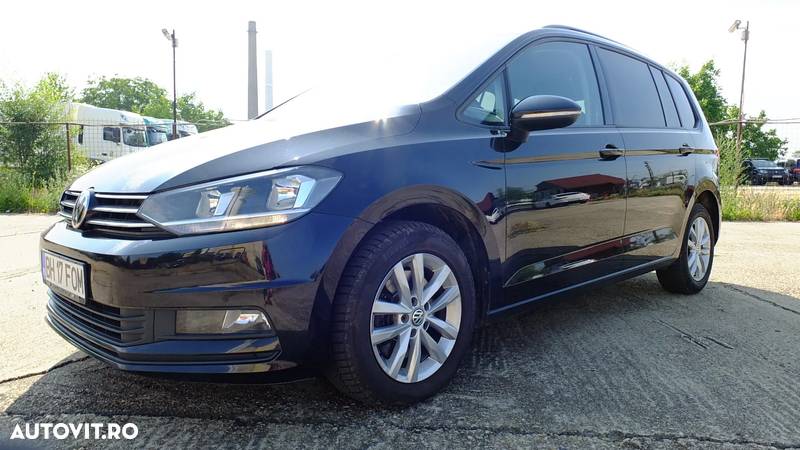 Volkswagen Touran 2.0 TDI DSG Comfortline - 3