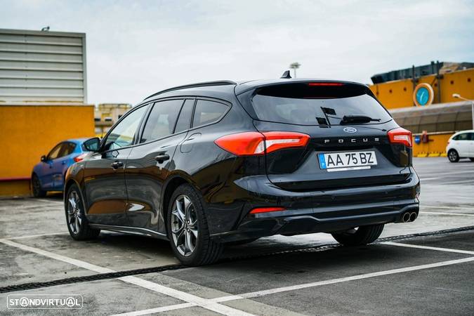 Ford Focus SW 1.5 TDCi EcoBlue ST-Line - 4