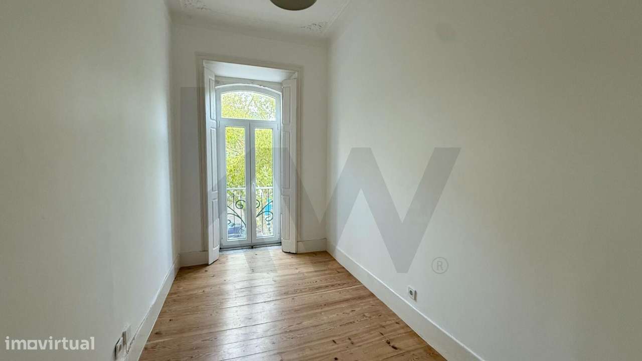 T2 para Arrendamento | Alcântara (Alto de Santo Amaro) | Entrada imedi - Grande imagem: 3/20