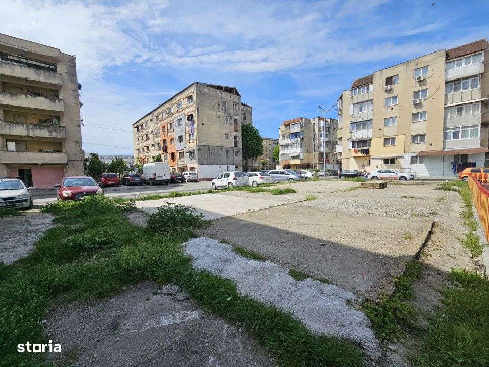Vanzare teren intravilan - 250 mp - strada Constructorilor - zona CAM - Imagine principală: 3/8
