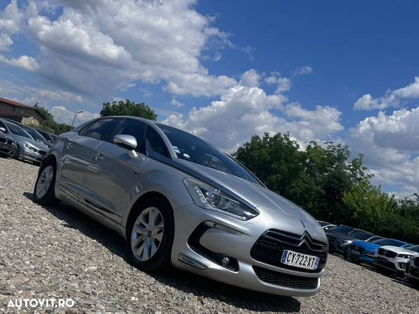 Citroën DS5 Hybrid4 EGS6 SportChic - 36