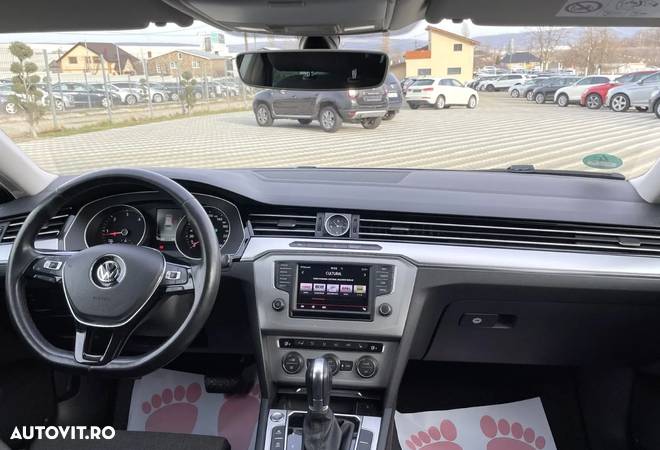 Volkswagen Passat Variant 2.0 TDI DSG Comfortline - 9