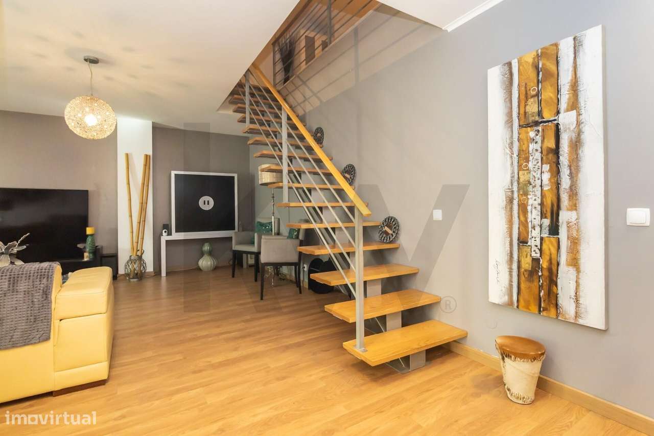 Vende T3 Duplex Condominio Jardim Central em Alhos Vedros - Grande imagem: 3/60