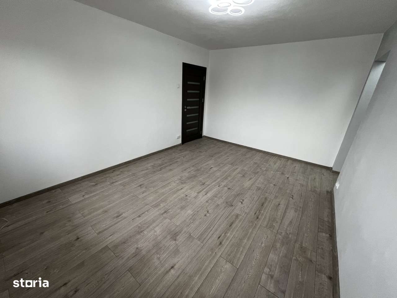 Apartament 2 camere semidecomandat,renovat,Mihai Viteazul-1