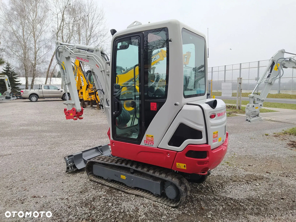 Takeuchi TB225 V1 - 3