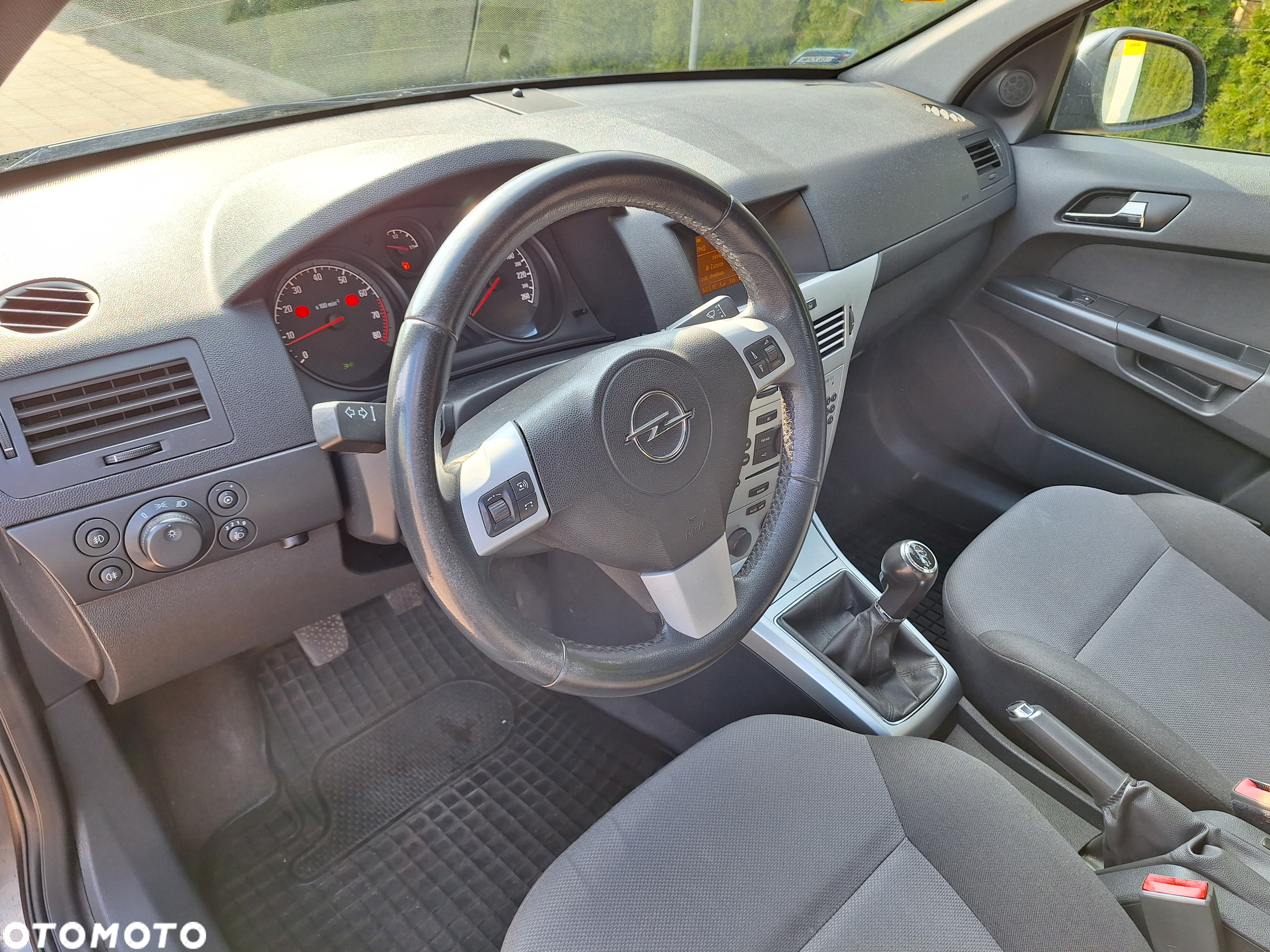 Opel Astra III 1.6 Cosmo - 16