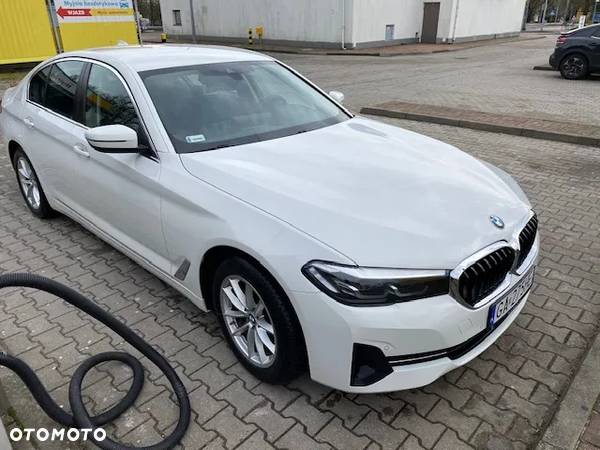 BMW Seria 5 518d mHEV - 2