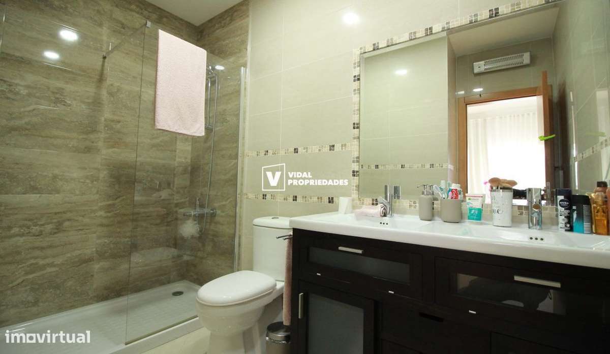 Moradia T3 com piscina e garagem-8