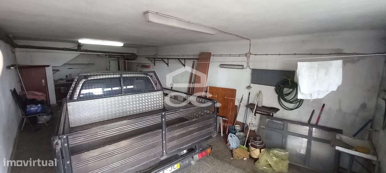 Moradia T3 com 3 pisos em Beja-33