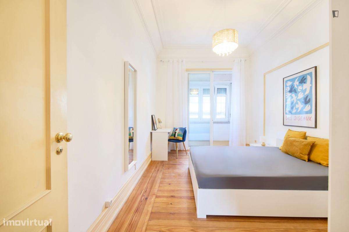 Quarto - localizado em Rato Lisbon - Grande imagem: 2/38