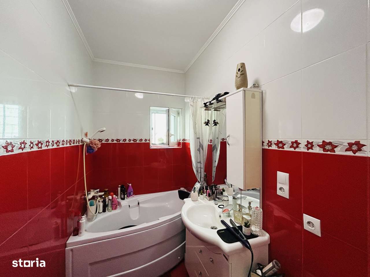 Ap decomandat, cu 3 camere, 2 bai + balcon inchis - Deventer Residence - Imagine principală: 5/20