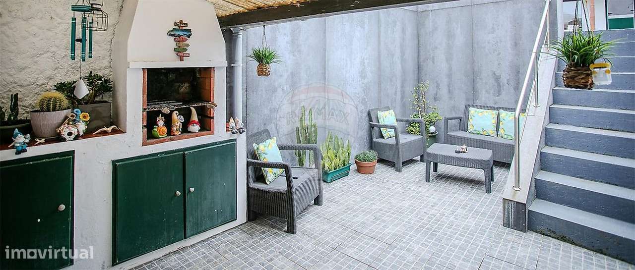 Moradia T4 para venda-24