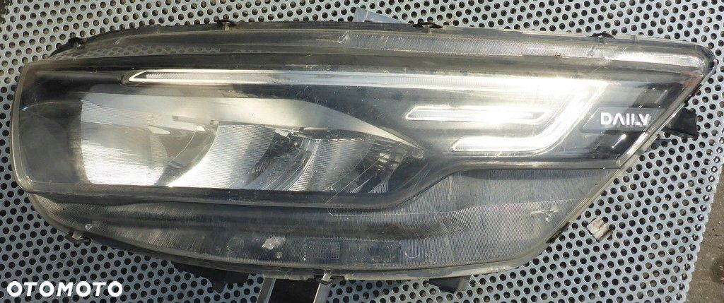 Iveco Daily Reflektor Prawy 05802711800 - 1