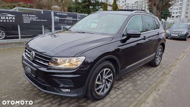 Volkswagen Tiguan - 1