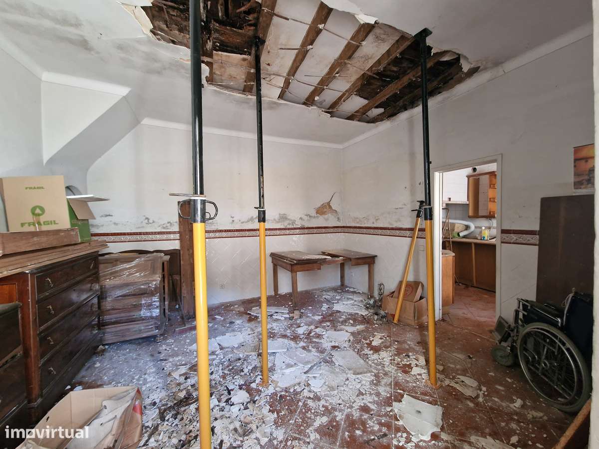 Terreno Misto com Elevado Potencial de Investimento - Grande imagem: 5/31