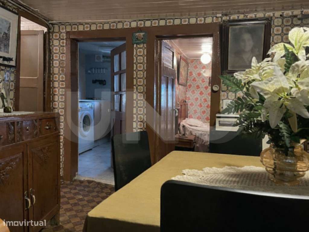 Edifício para Reabilitar na Judiaria da Covilhã - Localização Histó...-9