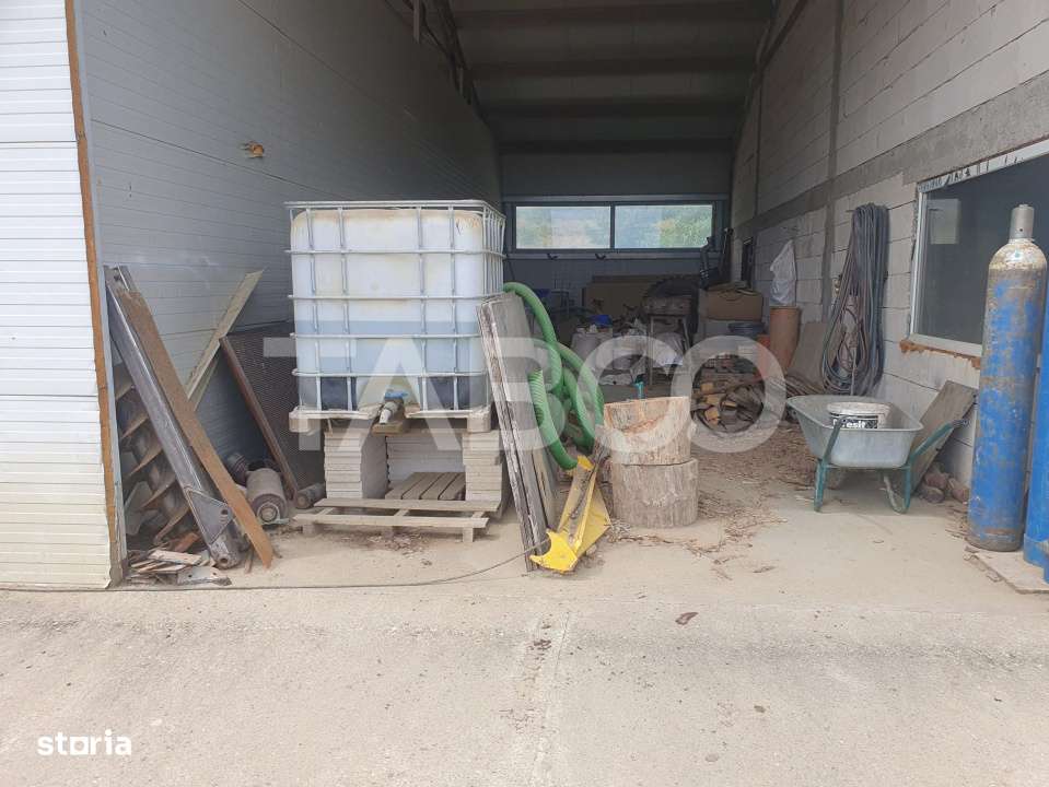 Teren si hala 42.000 mp + zona administrativa la 7 minute de Fagaras - Imagine principală: 4/11