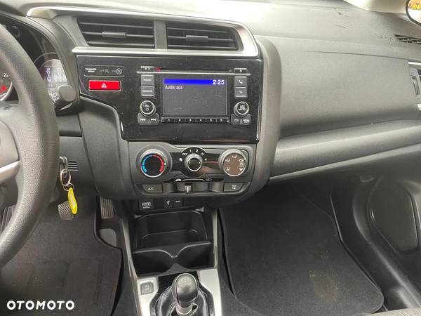 Honda Jazz 1.3 i-VTEC Trend - 6