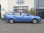 Chevrolet Nubira 1.8 Kombi CDX - 24