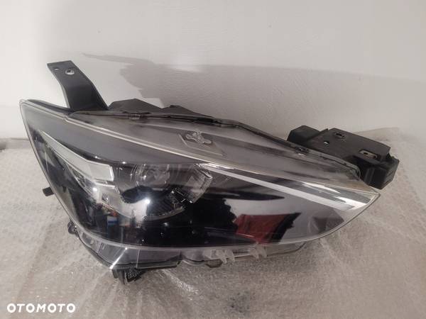 MAZDA CX3 LAMPA PRZOD PRAWA FULL LED 13 PIN - 2