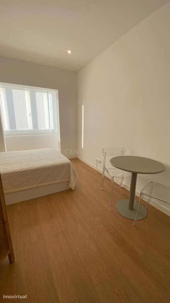 T0 Remodelado | 40 m² | Varanda Fechada | Muita Luz | S. Domingos de B - Grande imagem: 4/21