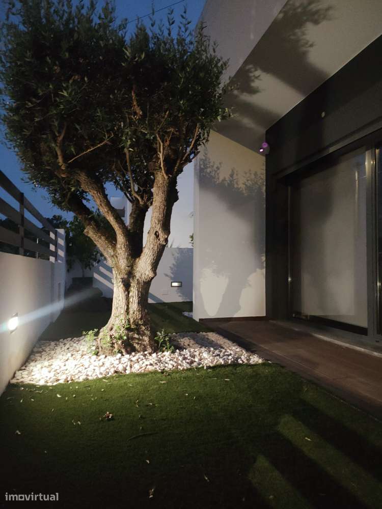 Moradia térrea T3 com Piscina-43